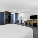 Spark by Hilton Redlands - Hotels