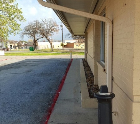 Braum's Ice Cream and Dairy Store - Lewisville, TX