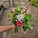 Backyard Blooms - Delivery Service