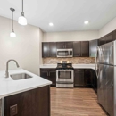 The Links at Centerpointe Townhomes - Apartments