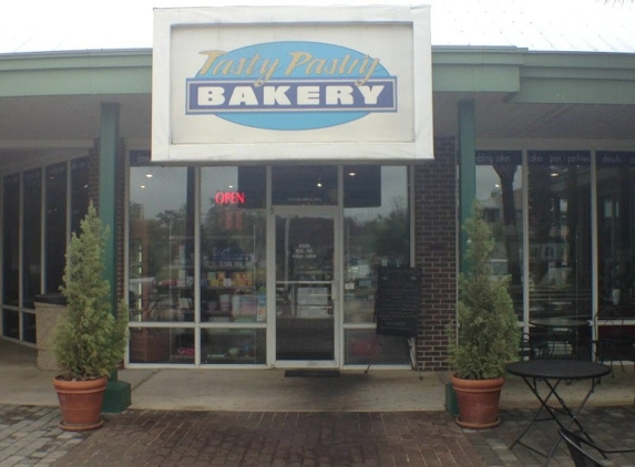 Tasty Pastry Bakery - Tallahassee, FL