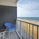 DoubleTree by Hilton Virginia Beach Oceanfront South - Hotels