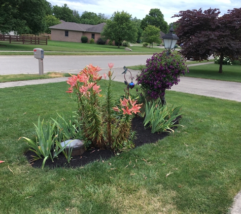 Montgomery Lawn & Landscape - Eaton, OH