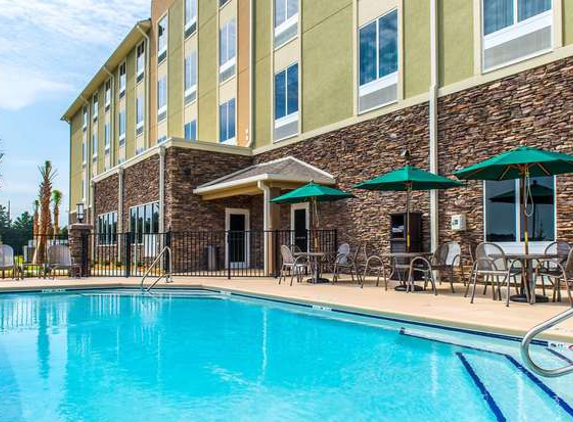 Comfort Inn & Suites - Valdosta, GA