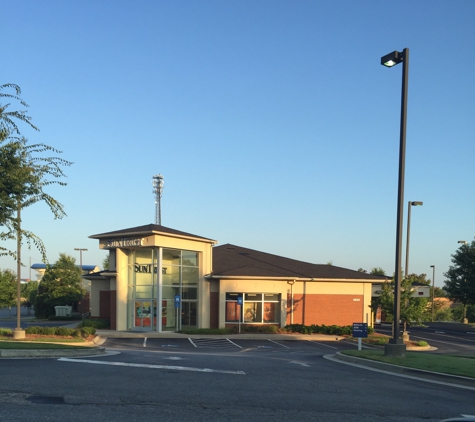 SunTrust Bank - Acworth, GA. Street view