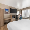 Best Western Plus The Inn at Hampton - Hotels