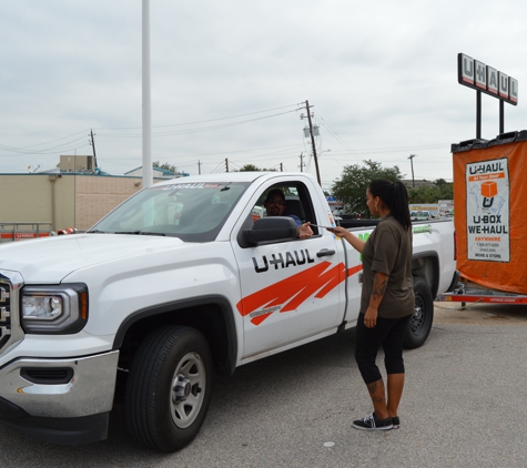 U-Haul Moving & Storage of Meyerland Area - Houston, TX