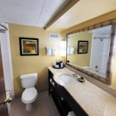 Wingate by Wyndham Greensboro/Coliseum - Hotels