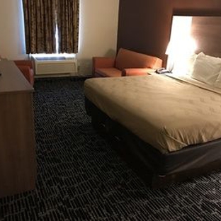 Quality Inn Near Pimlico Racetrack - Baltimore, MD