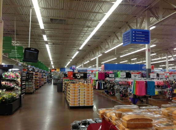 Walmart Supercenter - Lake Park, FL