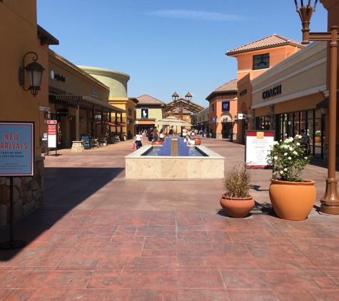 Converse Factory Store - Outlets at Tejon - Tejon Ranch, CA