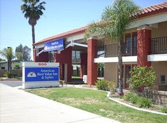 Days Inn by Wyndham Hemet - Hemet, CA