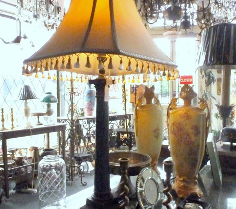 Gregory's Antiques & Lights - Fitzroy North, VIC