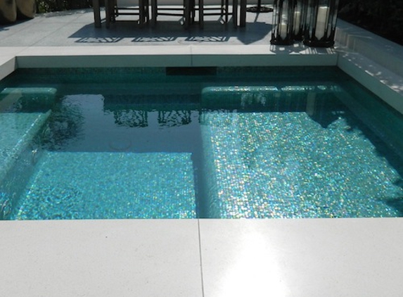 Desert Glass Pools, Inc. - Indian Wells, CA