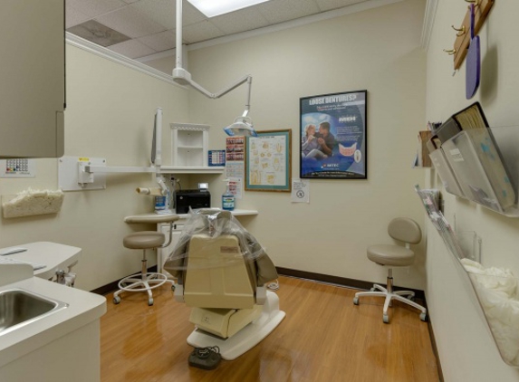 Scott Wunderlich Rachels, DDS - Madison, TN