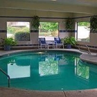 Oxford Suites Portland - Jantzen Beach