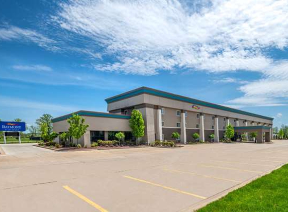 Baymont Inn & Suites - Mount Pleasant, MI