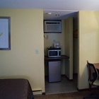 Sullivan Trail Inn & Suites