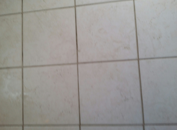 G C Industries - East Dundee, IL. This picture  is how  looks  my kitchen  floor  after  i had  different  company  in few  hours .I ask for 250 dollars back been refused.