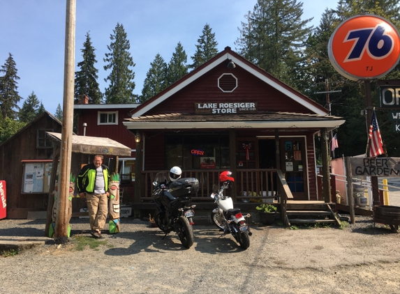 Lake Roesiger Store - Snohomish, WA