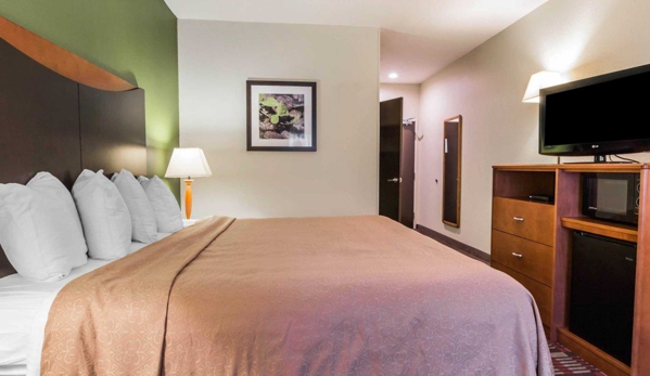 Quality Inn & Suites Birmingham - Highway 280 - Birmingham, AL