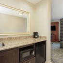 Hampton Inn & Suites Astoria