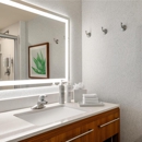 Home2 Suites by Hilton Farmington/ Bloomfield - Hotels