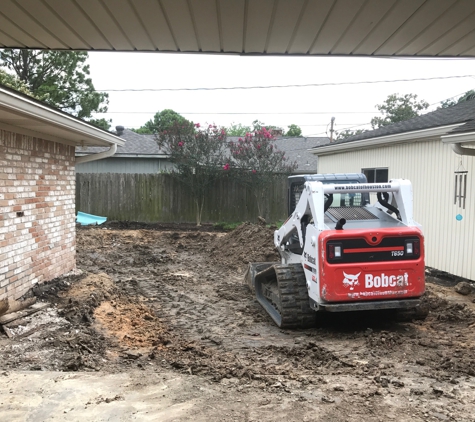 Doty Destruction - Houston, TX. Grading the Land 