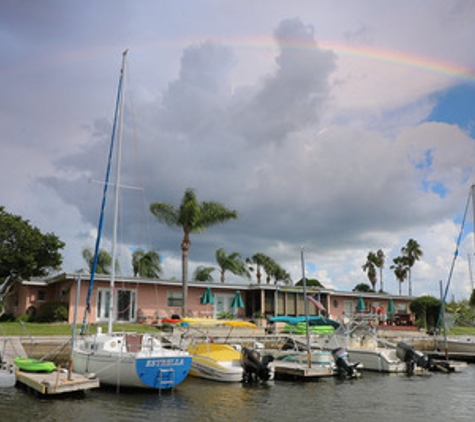 Hernando Beach Motel & Efficiencies - Hernando Beach, FL