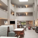 Hampton Inn Athens - Hotels