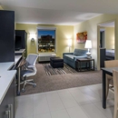 Home2 Suites Kansas City Downtown - Hotels