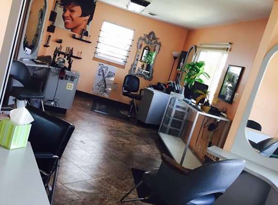 Tanglez Hair & Nail Studio - Columbus, OH