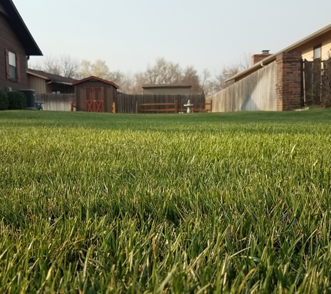 Cutting Edge Lawn Services - McPherson, KS