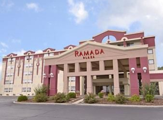 Ramada Plaza - Green Bay, WI