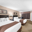 Heartland Inn & Suites, SureStay Collection by Best Western - Hotels