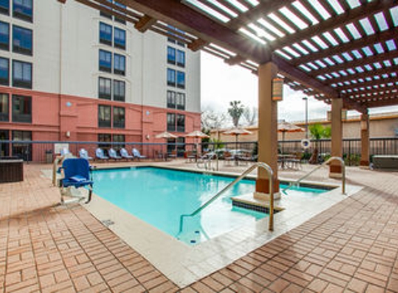 Hampton Inn San Antonio-Downtown (River Walk) - San Antonio, TX