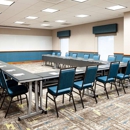 Hampton Inn & Suites St. Louis at Forest Park - Hotels
