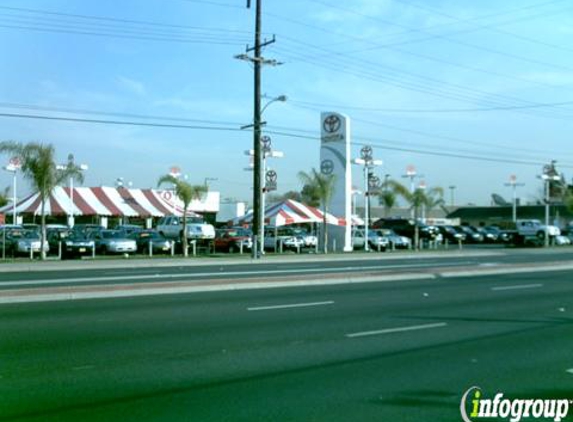 Beach Cities Toyota Westminster - Westminster, CA