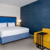 Hampton Inn & Suites Clearwater Beach gallery