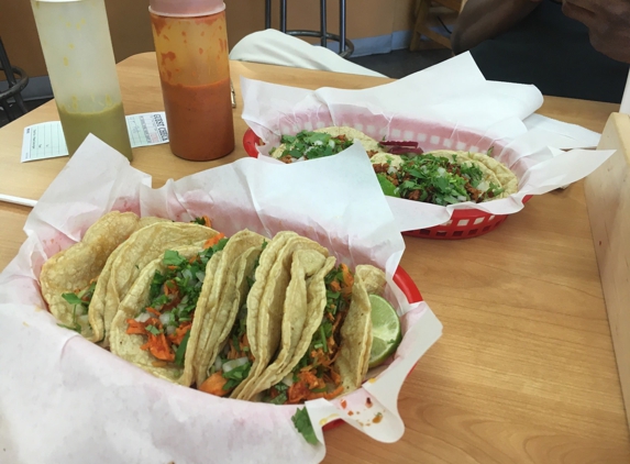 Taco Tienda Mexicana - Madison Heights, MI