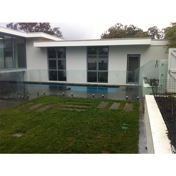 Gallery Image Number 4