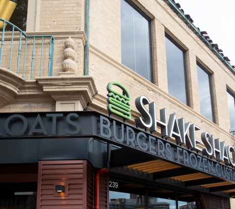 Shake Shack - Kansas City, MO