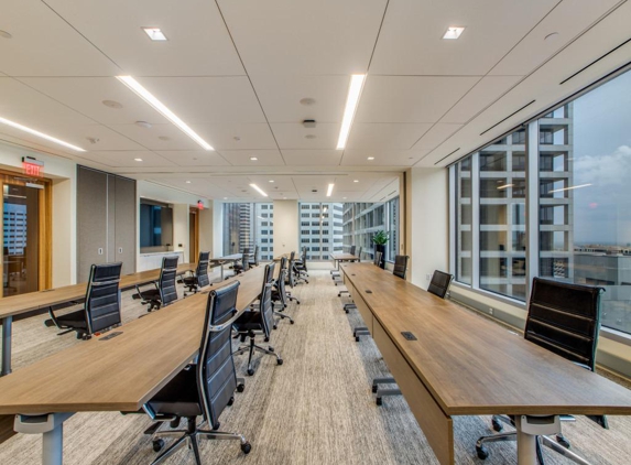 Lucid Private Offices - Downtown / Main Street - Houston, TX