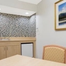 Hotel Carolina A Days Inn by Wyndham - Hotels
