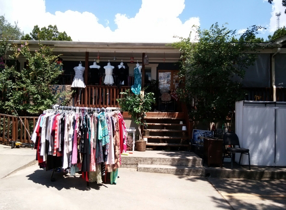 Beanstalk Consignment Shop - Leander, TX