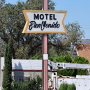 Motel Bien Venido - Hotels