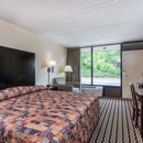 Days Inn by Wyndham Wilkesboro - Motels