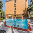 Galleria Inn and Suites - Motels