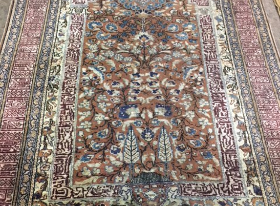 Oriental Rugs Specialist - Long Beach, CA