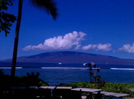 Betty's Beach Cafe - Lahaina, HI